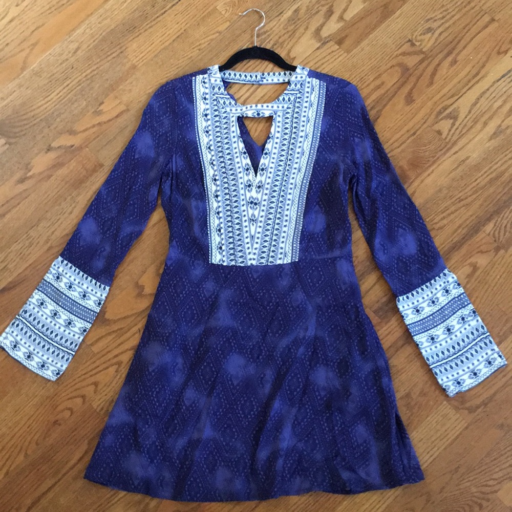 Blue key hole dress